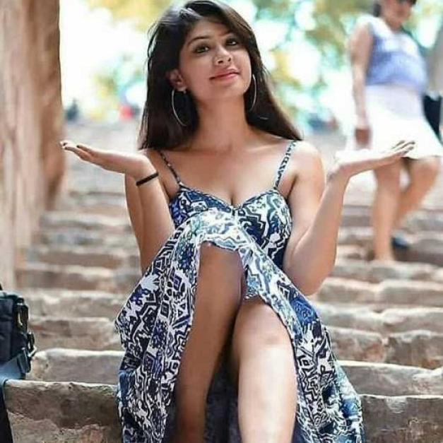 Call girl near pride plaza hotel new delhi escort service, DELHI