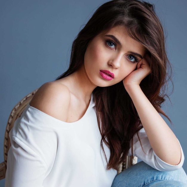 |DESI ESCORT SERVICE| Call Girls Near Piccadily Hotel New Delhi,